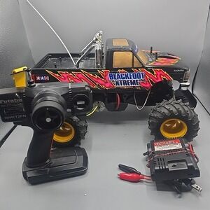 Tamiya Blackfoot Xtreme RC Truck 1/10  Controller Battery Charger Tested Works